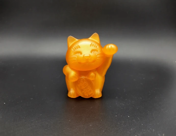 Кошка на удачу
